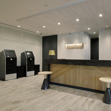 Via Inn Shin Osaka Shomenguchi Екстериор снимка